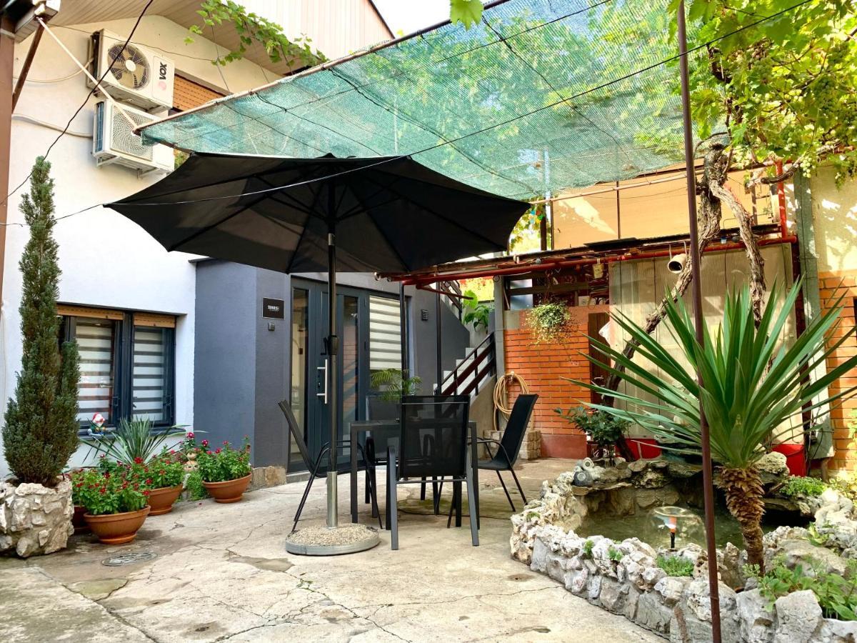 Sunrise Apartments Ni Dış mekan fotoğraf